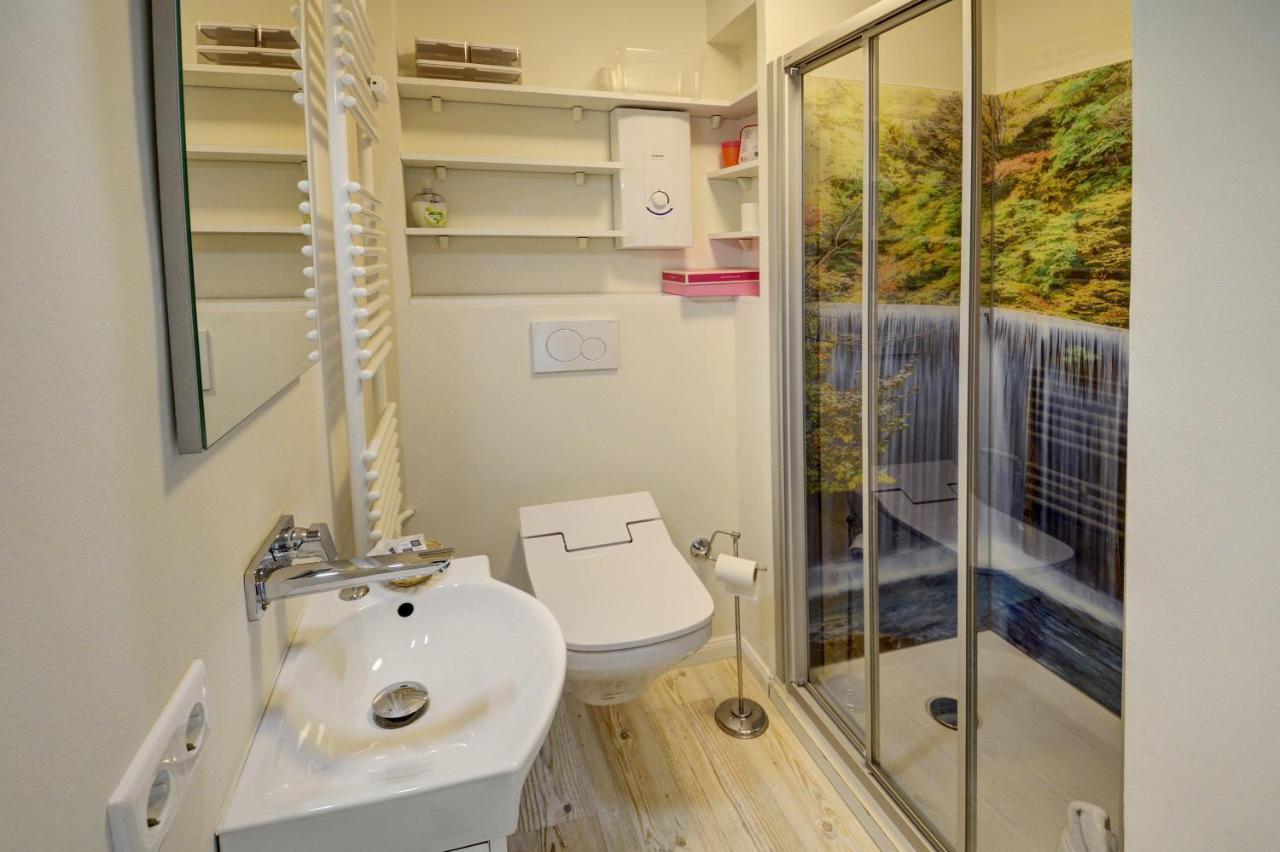 Fewo1846 - Flensview - Komfortables Studioapartment Mit Balkon Und Hafenblick Фленсбург Екстериор снимка